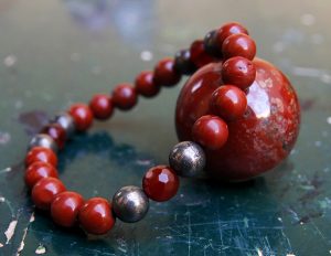 Pulseira de Jaspe Vermelho, Cornalina e Pirite